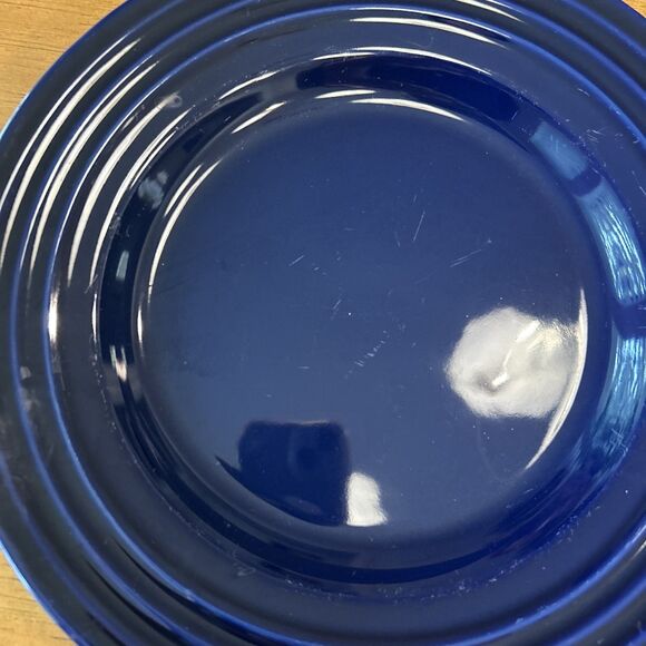 Set of 3 Le Creuset Blue Stoneware 10” Dinner Plates - Picture 6 of 7